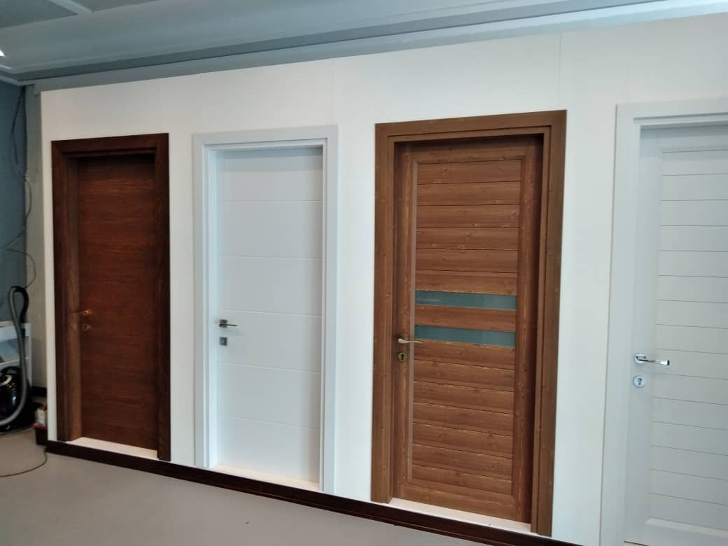 درب اتاق و سرویس ضدآب با چهارچوب